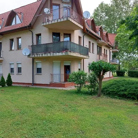 Lelle Apartman * Balatonlelle