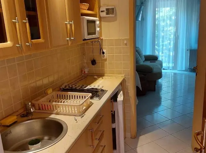 Hotel Lelle Apartman Balatonlelle